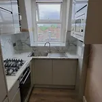 Modern Flat Next To Westfield