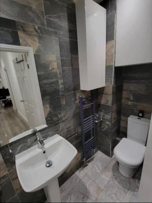 Modern Flat Next To Westfield Appartamento Londra